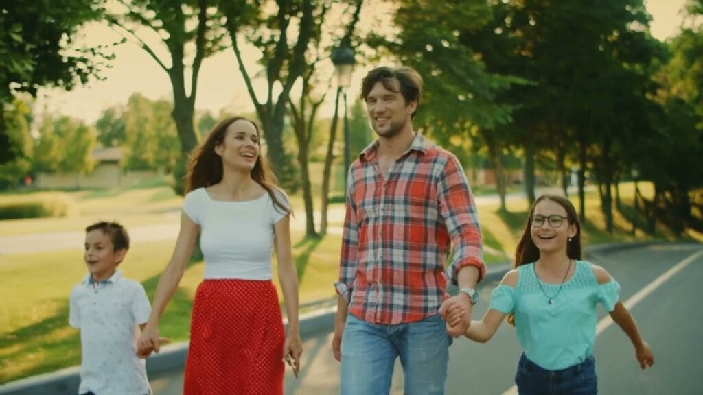 Choosing the Right Neighbourhood