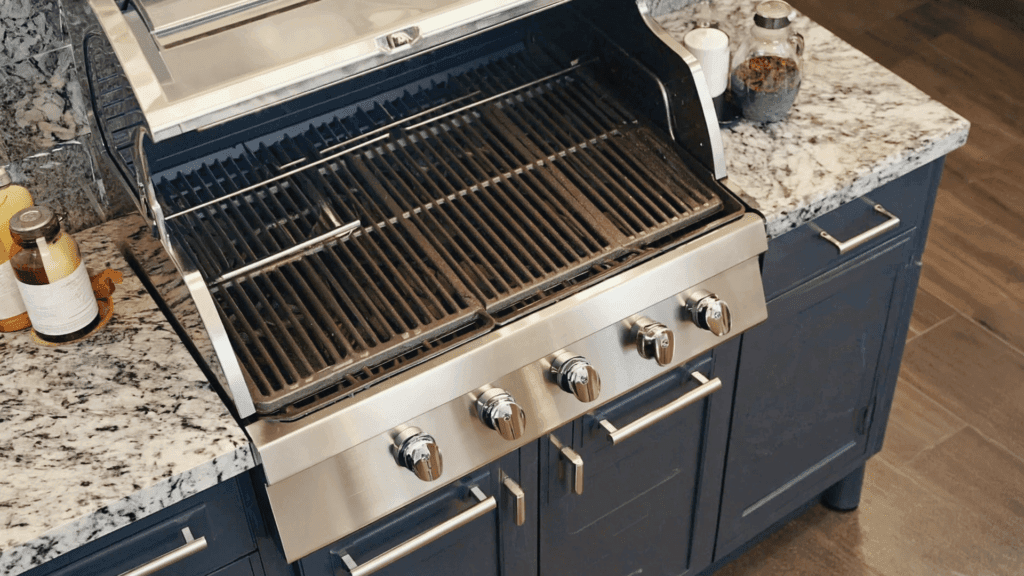 BBQ Maintenance: Keep Your Grill Hot!